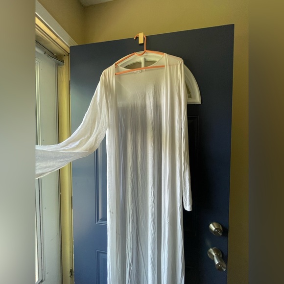 Luna Collection, ladies thin long sleeve, duster, XL. - Picture 3 of 5